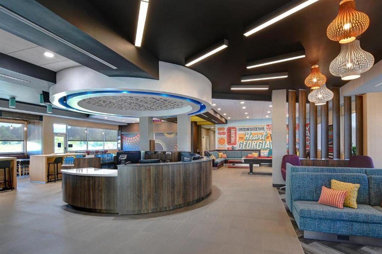 Отель Tru By Hilton Macon North, Ga Экстерьер фото